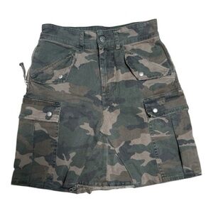 SER.O.YA Camouflage Zipper Skirt